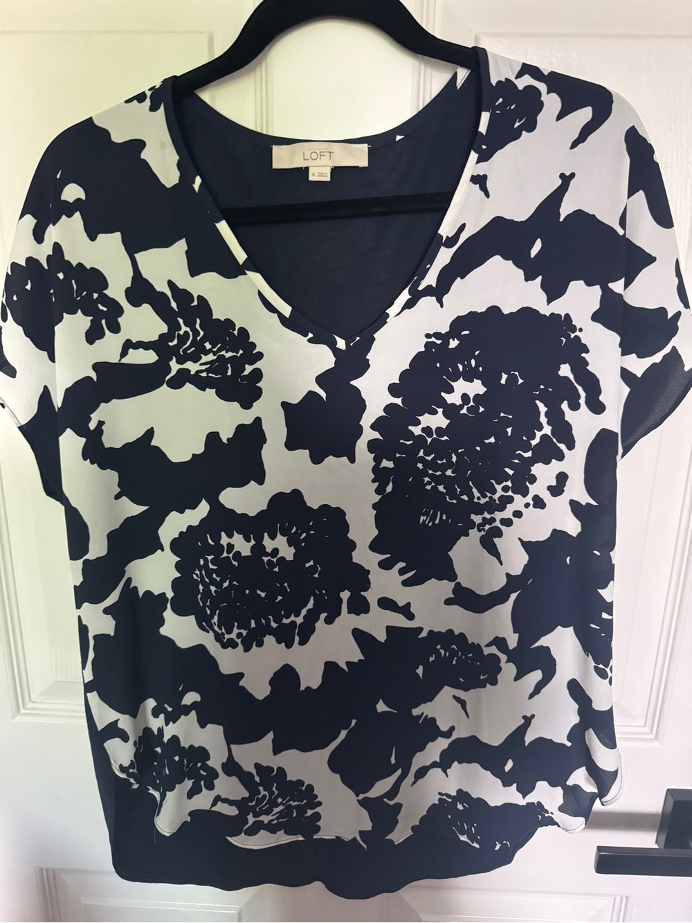 LOFT Black and White Floral V-Neck Blouse